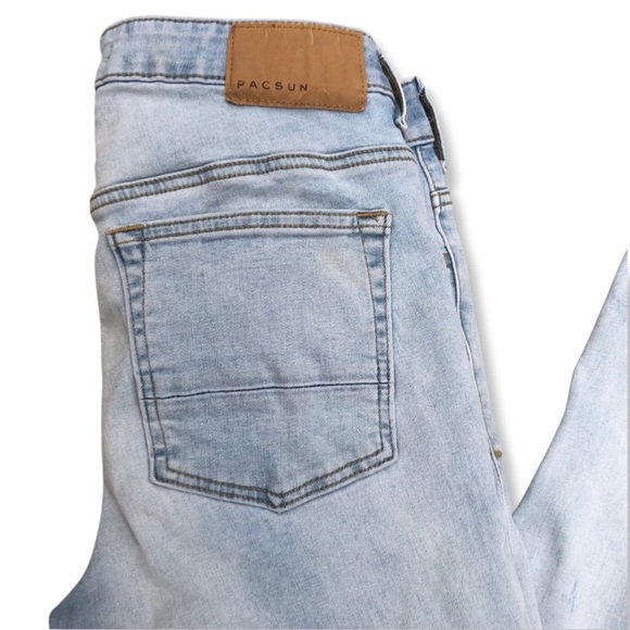 EUC PacSun Men's Stacked Skinny Light Wash Denim Jeans 28x30 - Picture 6 of 9